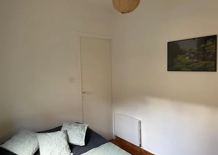 Guest house En Centre Avec Jacuzzi