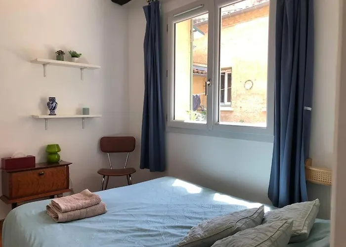 En Centre Avec Jacuzzi Nimes